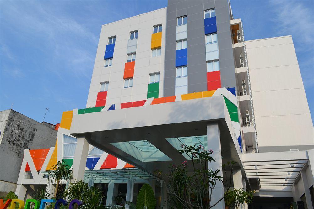 Zuri Express Mangga Dua Hotell Jakarta Exteriör bild