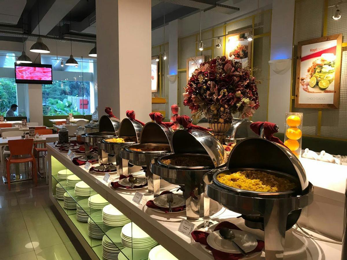 Zuri Express Mangga Dua Hotell Jakarta Exteriör bild